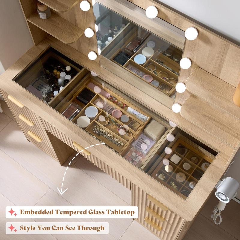 VELA Fluted Vanity Desk with